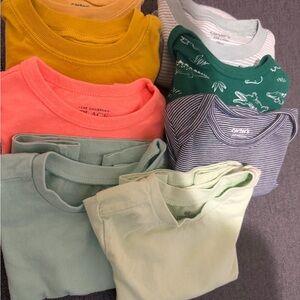 18M Colorful Various Baby Boy Onesies and Tees